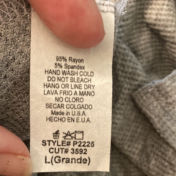 Jodifl comfy flowy soft top - Picture 5 of 5